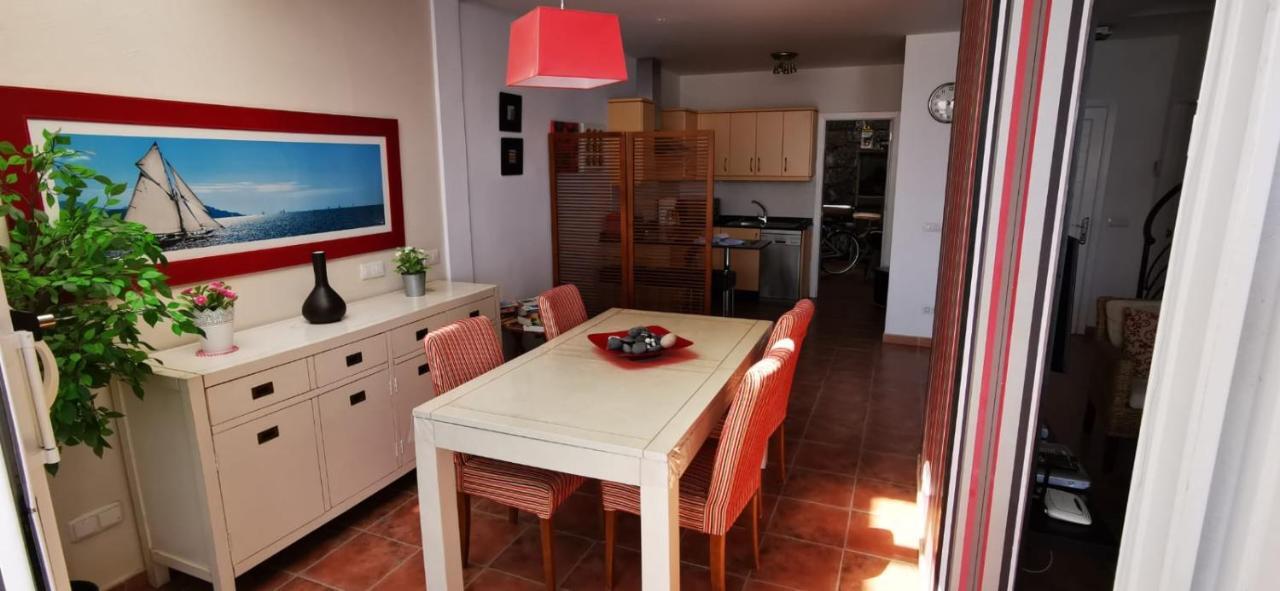 Villa Marina Piscina Climatizada Opcional Y 2 Bicis Gratuitas Playa Blanca  Luaran gambar