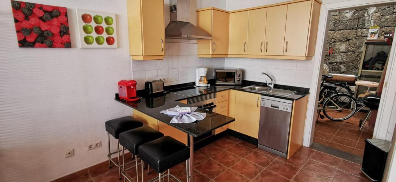 Villa Marina Piscina Climatizada Opcional Y 2 Bicis Gratuitas Playa Blanca  Luaran gambar